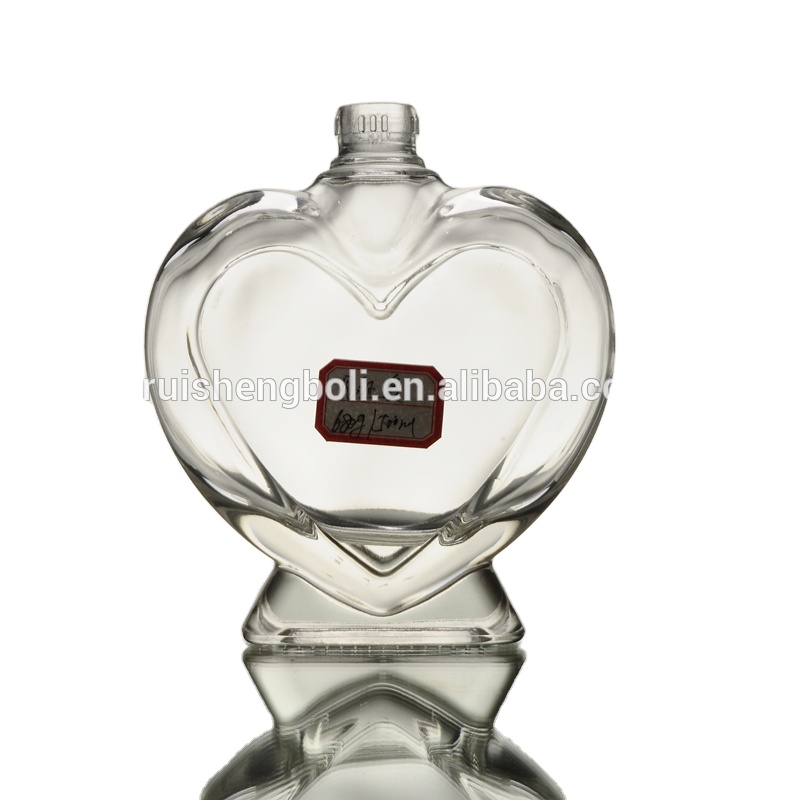 Fancy Design Premium 500ml 750ml Vodka Whiskey Brandy Glass Bottle Manufacturer 750ml Empty Spirit Bottle Rum Gin Bottle