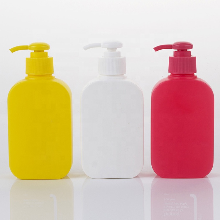 Fancy Eco friendly refillable container empty HDPE Plastic square flat shampoo bottle 250ml with lotion pump