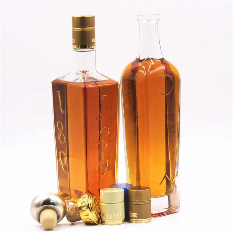 Fancy OEM customized glass wine bottle 500ml/700ml with metal/wooden cork cap whisky brandy vodka glass bottle