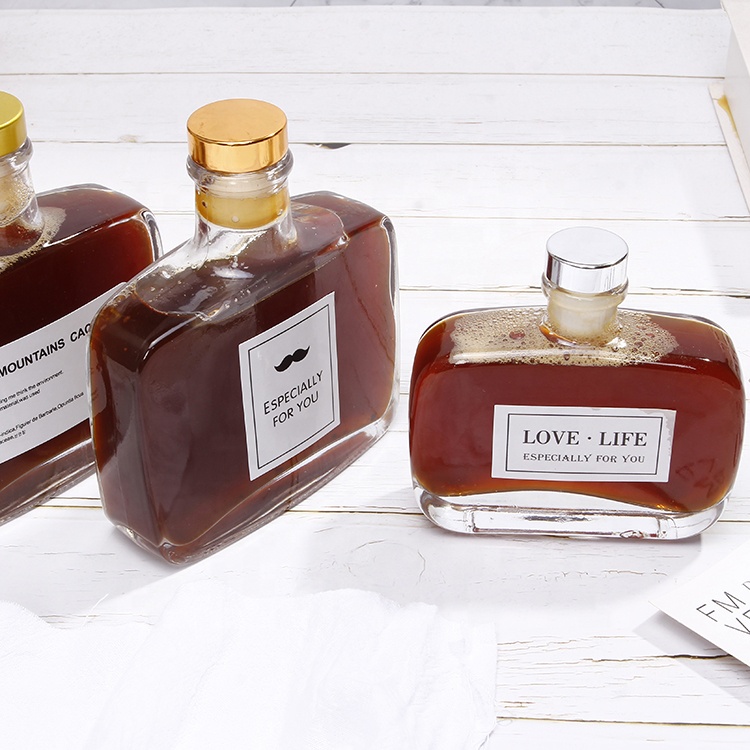 Fancy Shape Flat Glass Liquor Bottle With Lid Luxury Glass Perfume Bottle With Cork