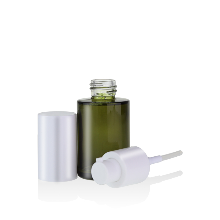 Fancy empty bottle containers for cosmetics 20ml 30ml 40ml 50ml 60ml 100ml 120ml flat shoulder green glass serum pump bottles