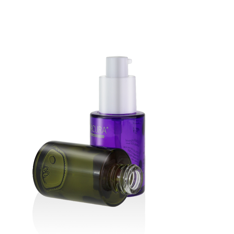 Fancy empty bottle containers for cosmetics 20ml 30ml 40ml 50ml 60ml 100ml 120ml flat shoulder green glass serum pump bottles