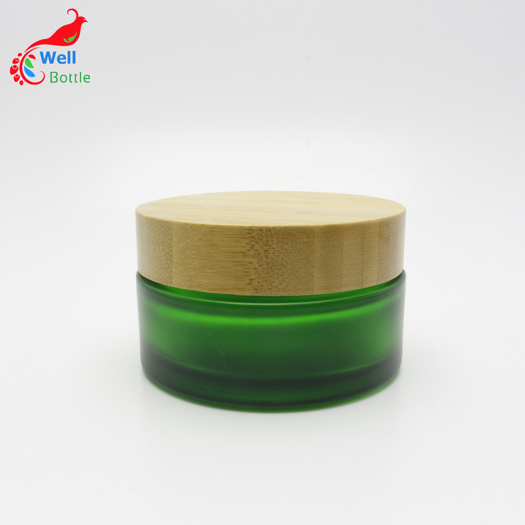 Fancy round 100ml glass cosmetic jars matte green glass cream jar with bamboo screw lid J146E
