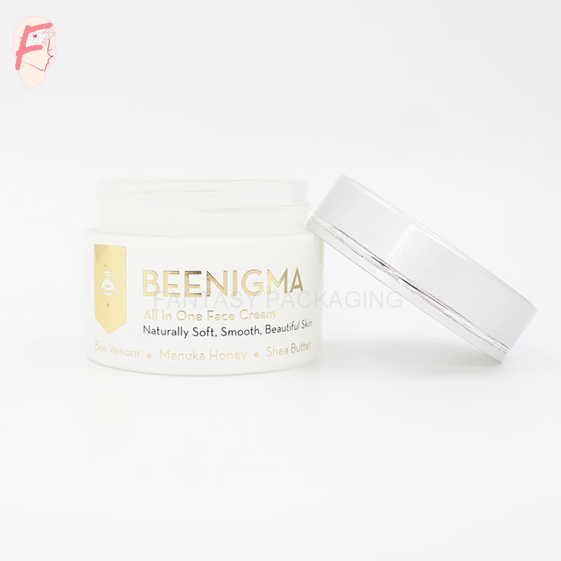 Fantasy custom made OEM painted white and black logo silkscreen printing 100g glass cream jar with matt silver cap and gasket
