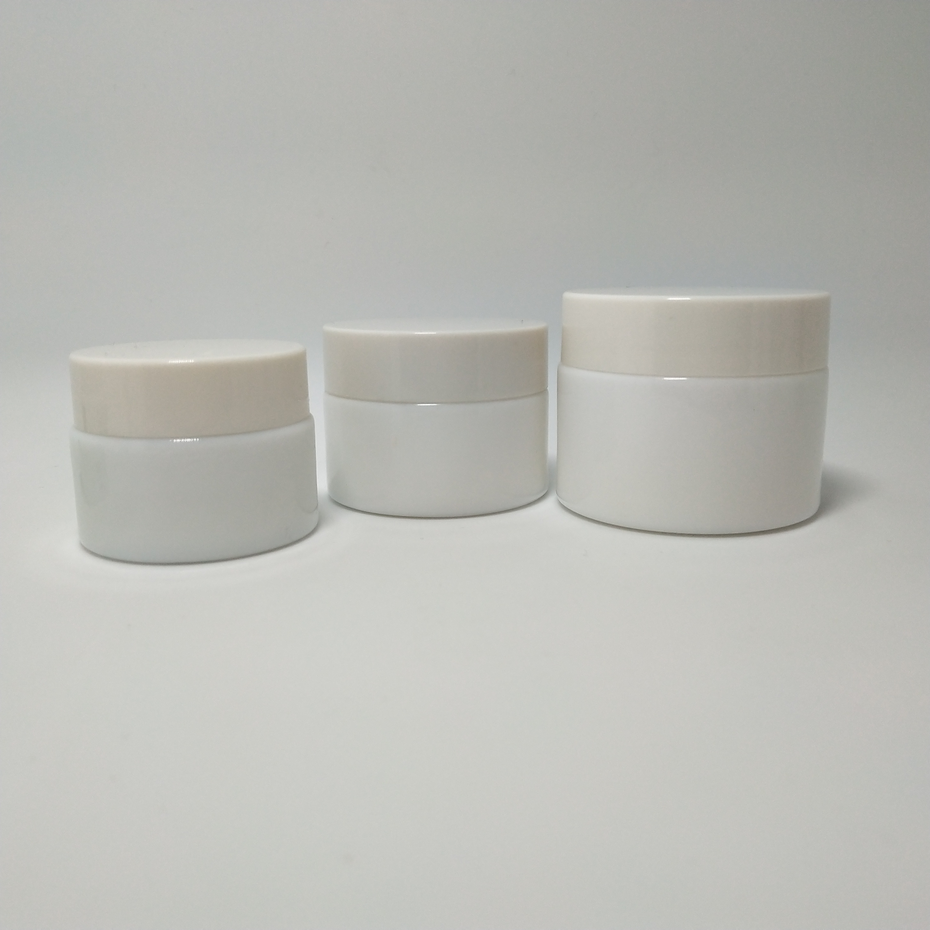 Fashion 50g empty luxury face opal white cream jar