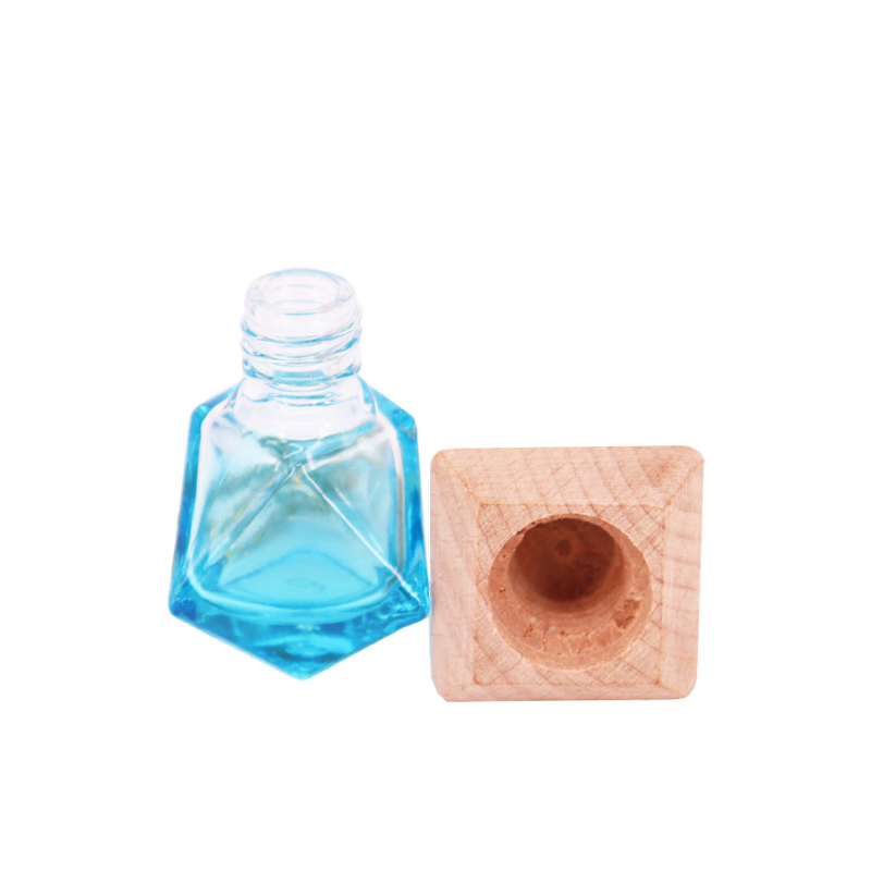 Fashion Colorful Gradient 5ml 6ml rhombus Shape Hanging Car Perfume Glass Bottle With Triangle Wooden Cap