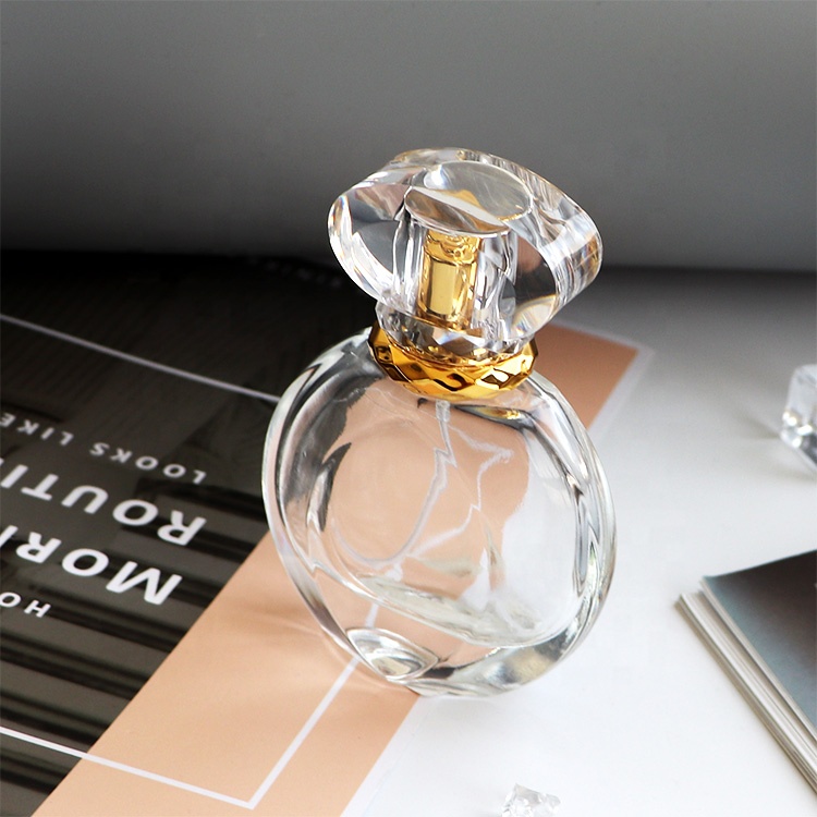 Fashion Luxury Clear Flat Round Glass Perfume Bottle 50 ml For Women