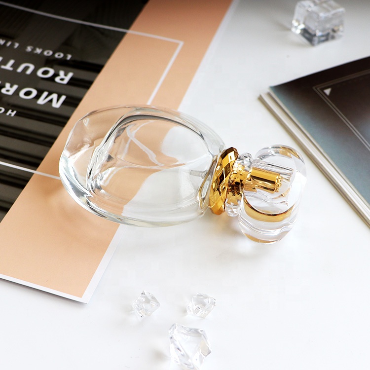 Fashion Luxury Clear Flat Round Glass Perfume Bottle 50 ml For Women