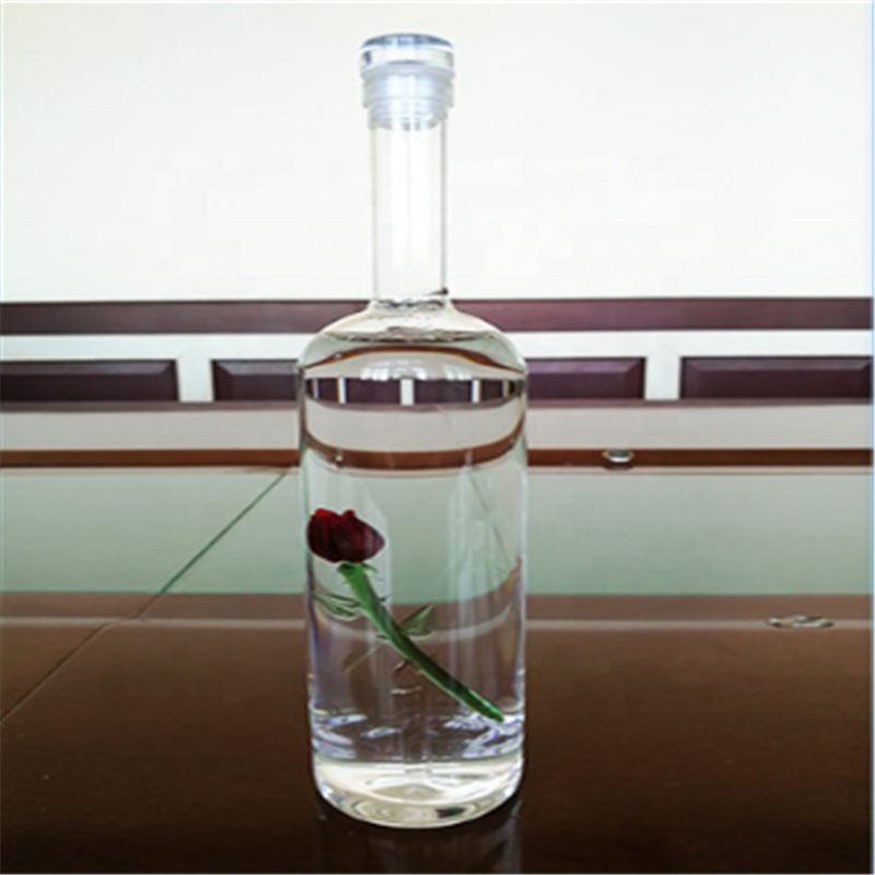 Fashion special shape rose flower inside glass decnter whiskey tequlia absolute vodka glass bottle