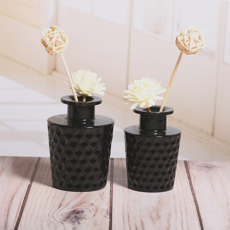 Fashionable and high-end 100ml 150ml round aromatherapy essential oil diffuser