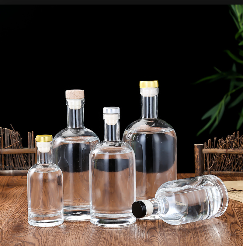 Fast delivery xuzhou empty clear 75cl 750ml 500ml glass wine bottle wholesale liquor bottle for gin vodka whiskey with cork
