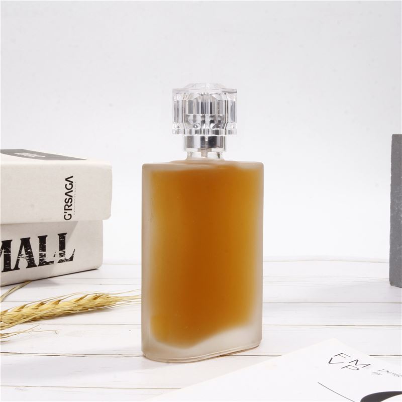 Favorable Classic Empty Perfume Glass Bottle For Perfume Oil Fragrance Bottles With Pump Spray