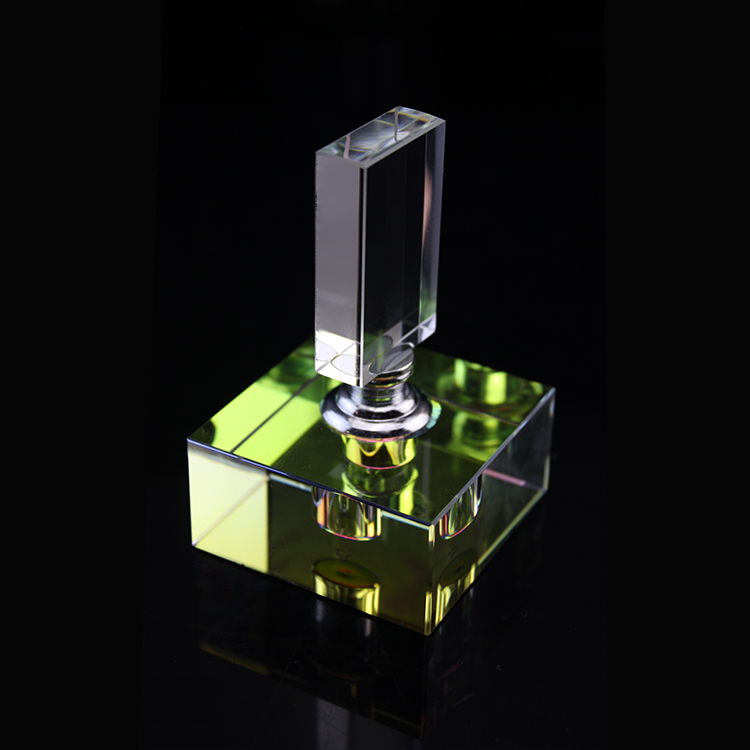 Fengming Custom Transparent Luxury Crystal Glass Perfume Bottles For Gift
