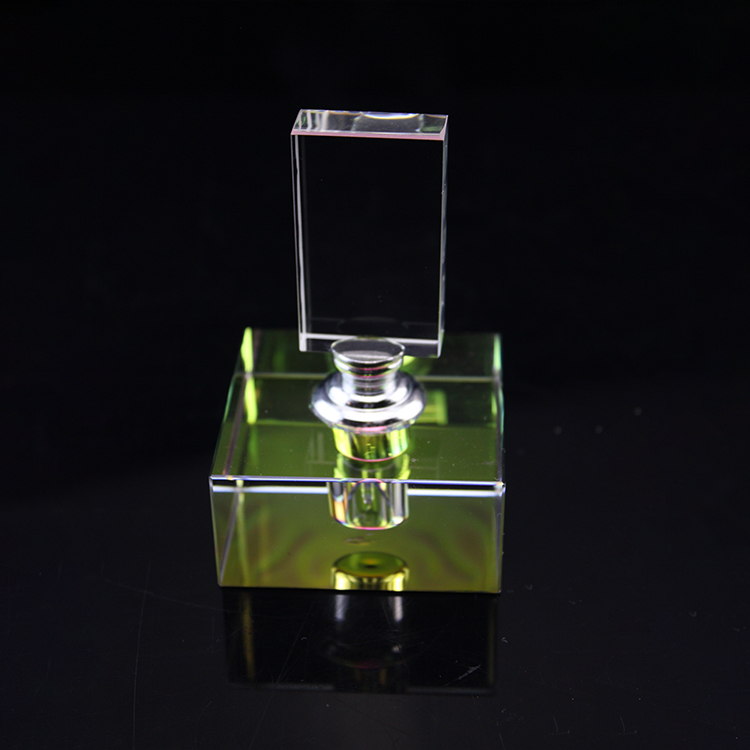 Fengming Custom Transparent Luxury Crystal Glass Perfume Bottles For Gift