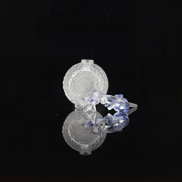 Fengming Wholesale Custom Made Luxury 1.2 kg White Orchid Perfume Bottle Crafts For Gifts