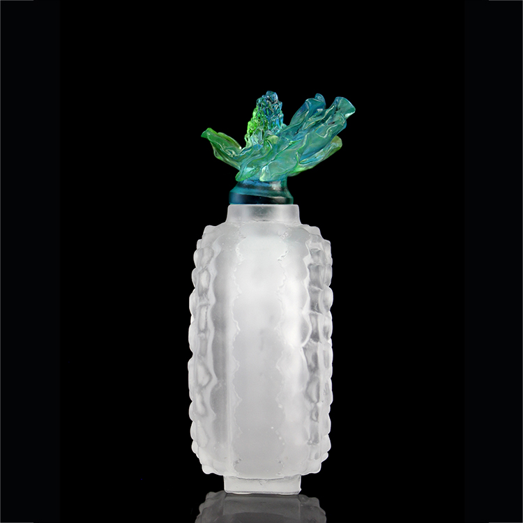 Fengming Wholesale Luxury Green White Empty Round Shaped Glass Hibiscus Perfume Bottle Crafts
