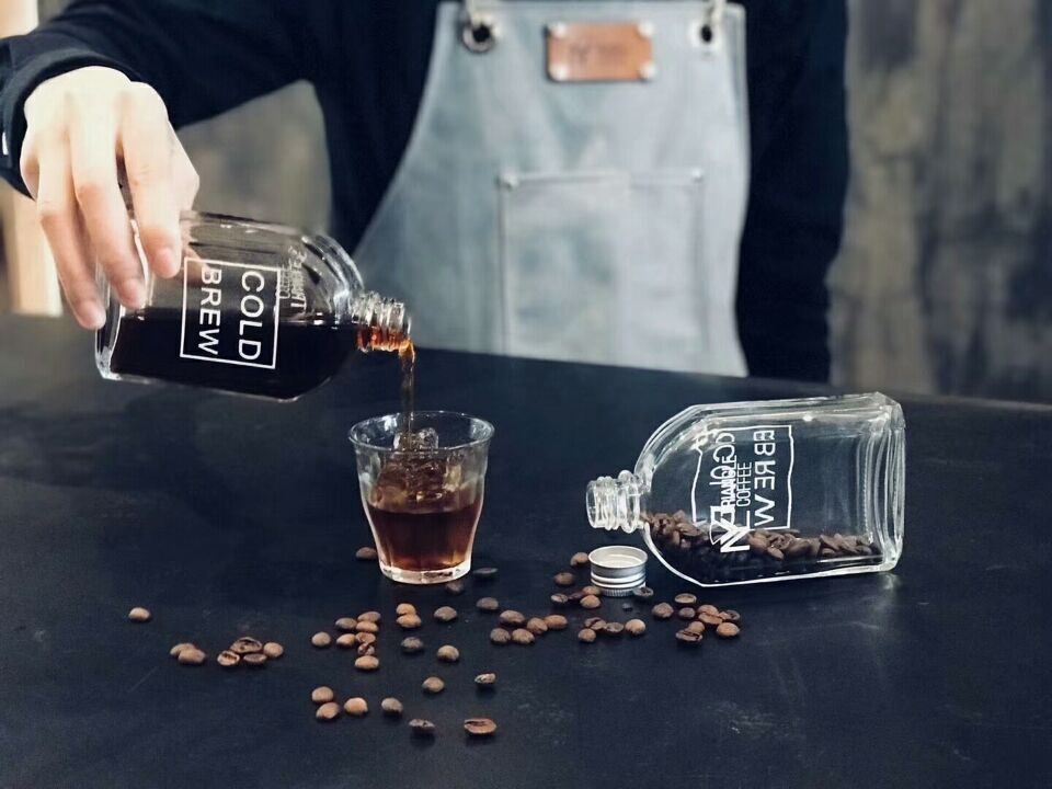 Flat flask shape with aluminum cap for iced cold brew coffee 100ml 200ml 250ml 350ml glass bottle