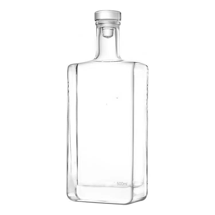 Flat hip flask vodka liquor bottle with nature wooden cap super flint glass whisky bottle 700 ml