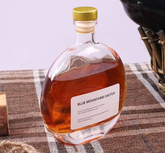 Flat shape empty 100ml 125ml 250ml 500ml transparent flat champagne vodka whiskey red wine liquor glass bottle