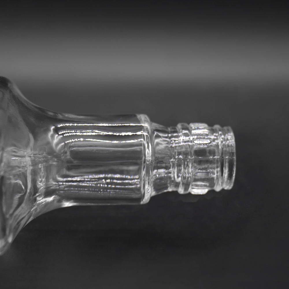 Flat shape frosted whisky glass bottle 1000ml bottle whiskey