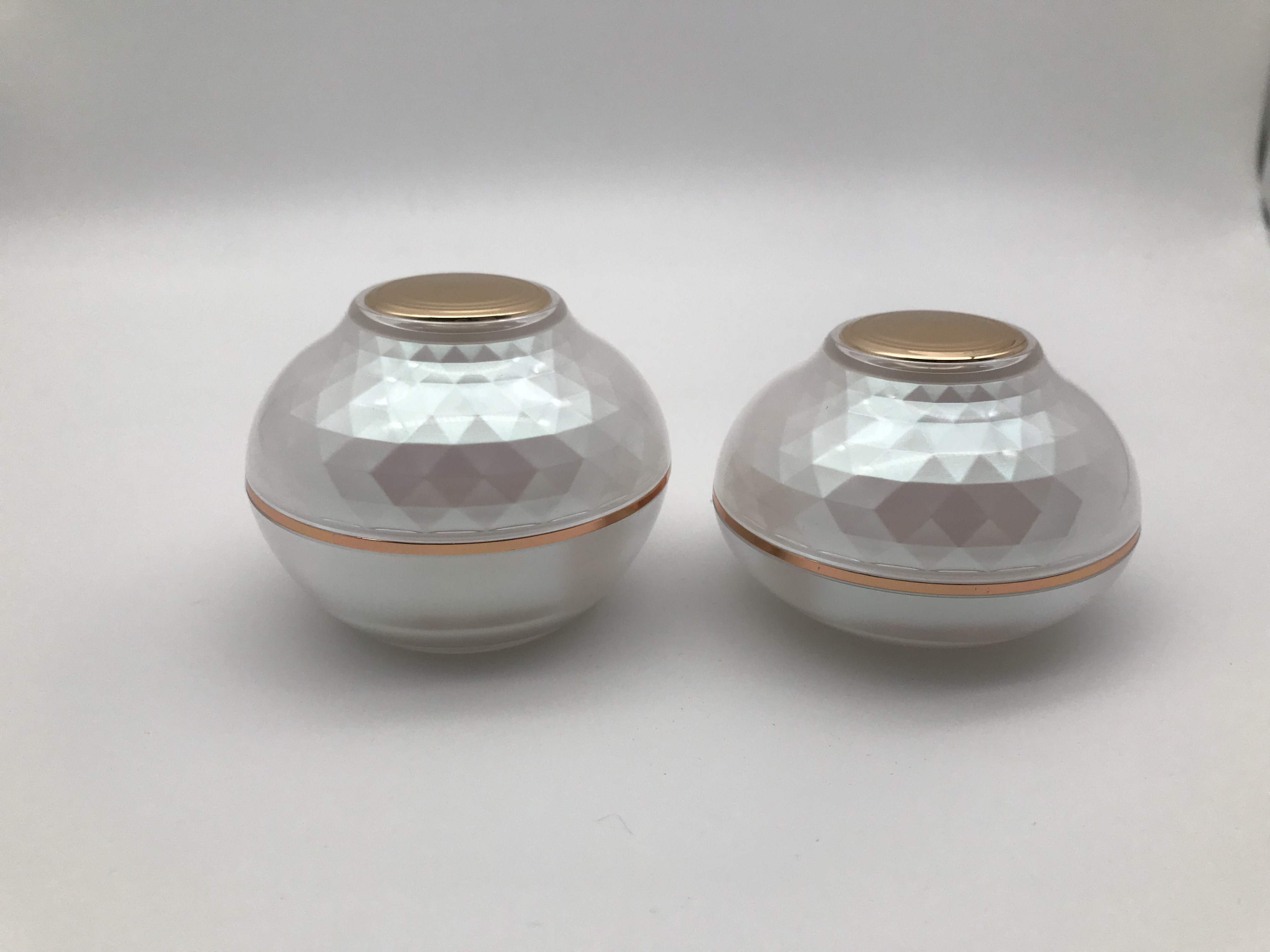 For Cosmetic Bot Eye Creamtle Customized Acrylic Cosmetic Bottle