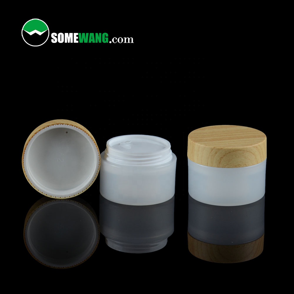 Free 3D Mock-up low profile cosmetic jar 20ml 30ml 50ml 150ml 200ml 250ml 380ml pp face cream jar with wooden lid