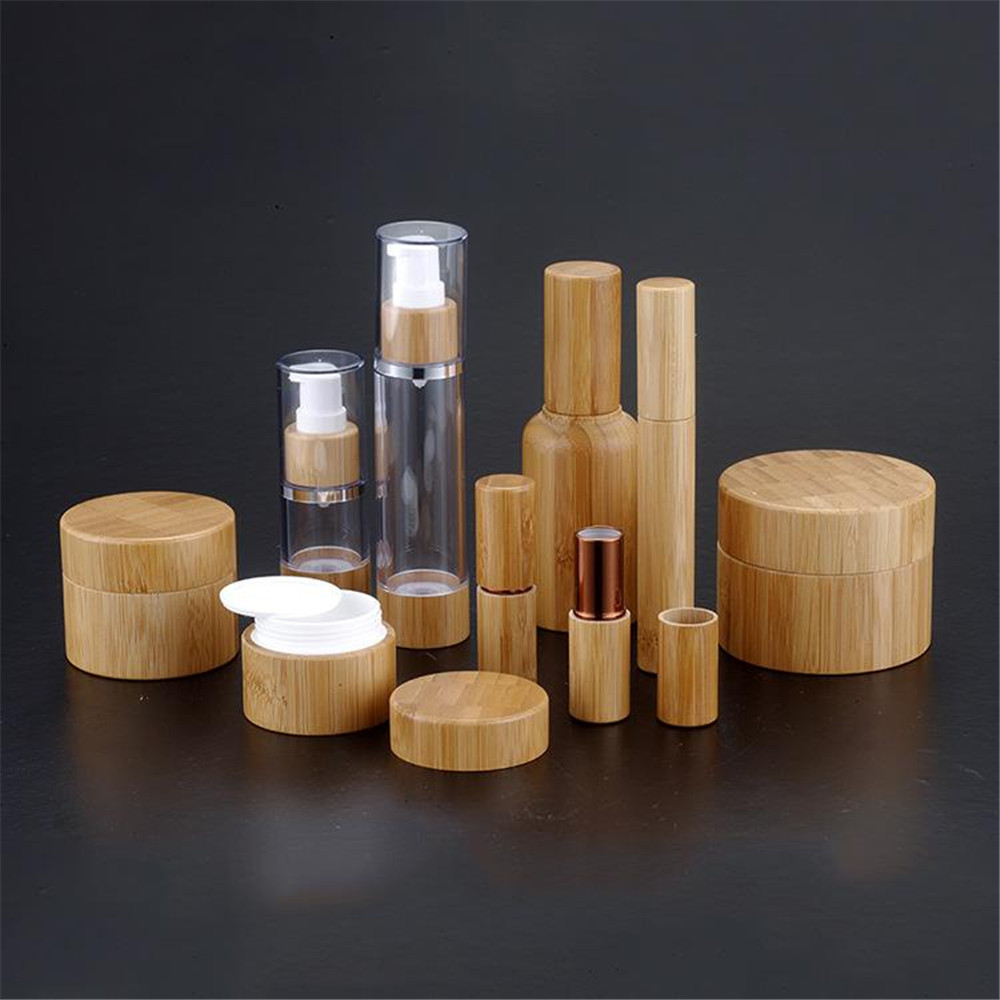 Free Sample 250ml 500ml Flat Shoulder Frosted Clear Glass Shampoo Cosmetic Spray Pump Bottle With Bamboo Cap