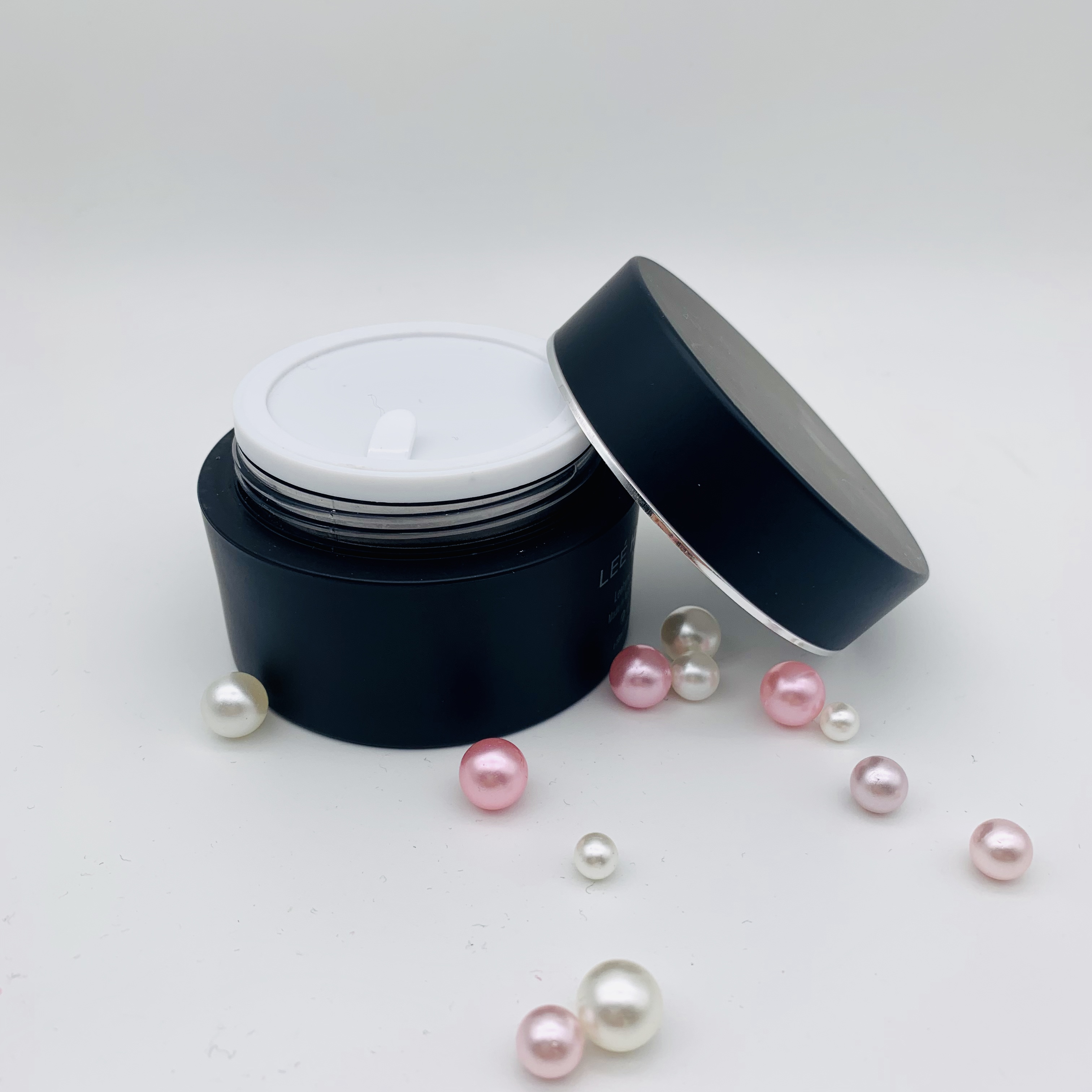 Free Sample 50g Acrylic Cream Jar Cosmetic Cream Jar Shiny Silver and Matte Black Color