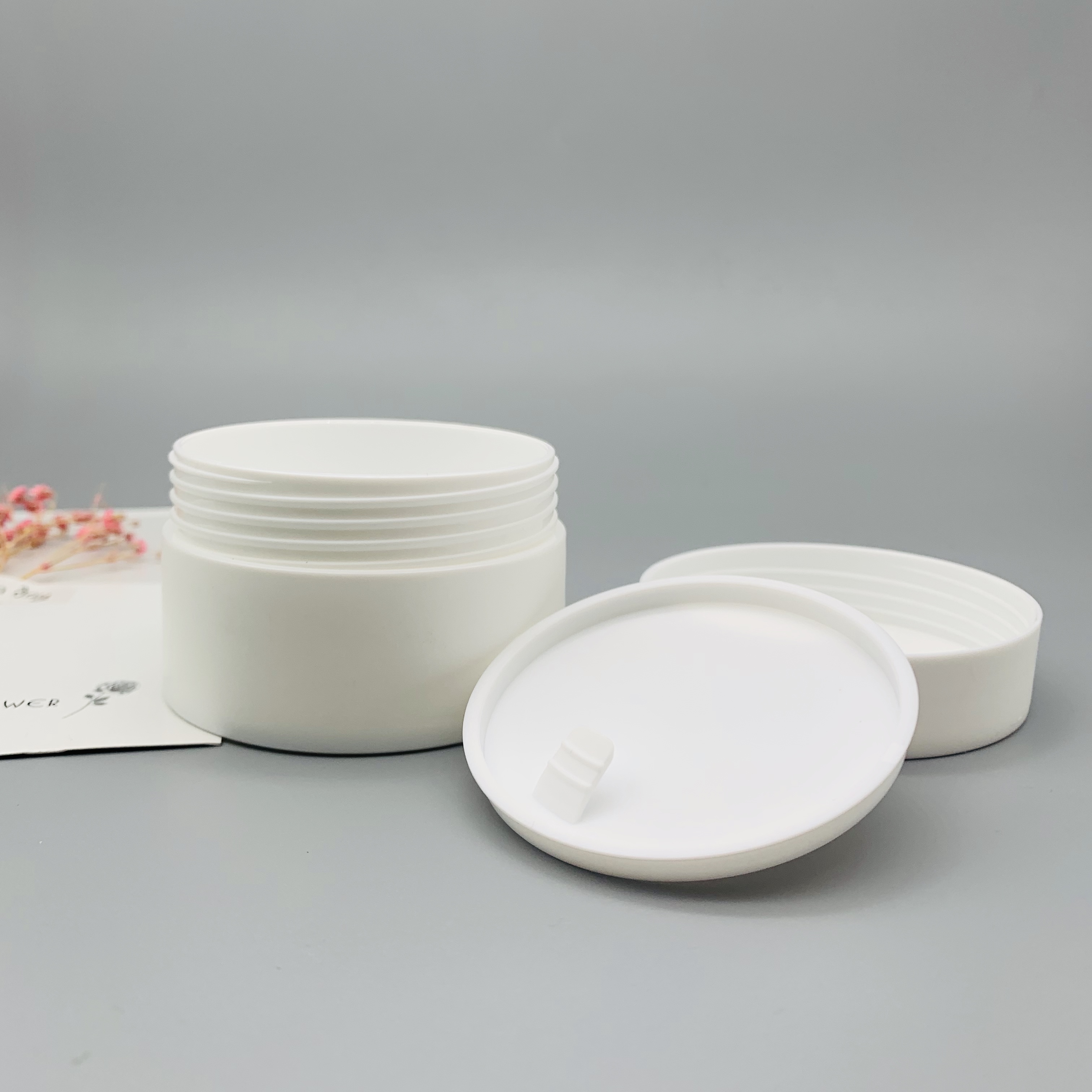 Free Sample Empty 5g 15g 20g 30g 50g Colored PP Plastic Cosmetic Face Cream Jars With Lid
