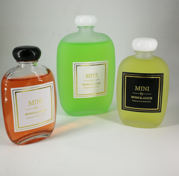 Free Sample High-quality 125ml 200ml 250ml oblate wine vodka whiskey Small Glass empty Drink Bottle