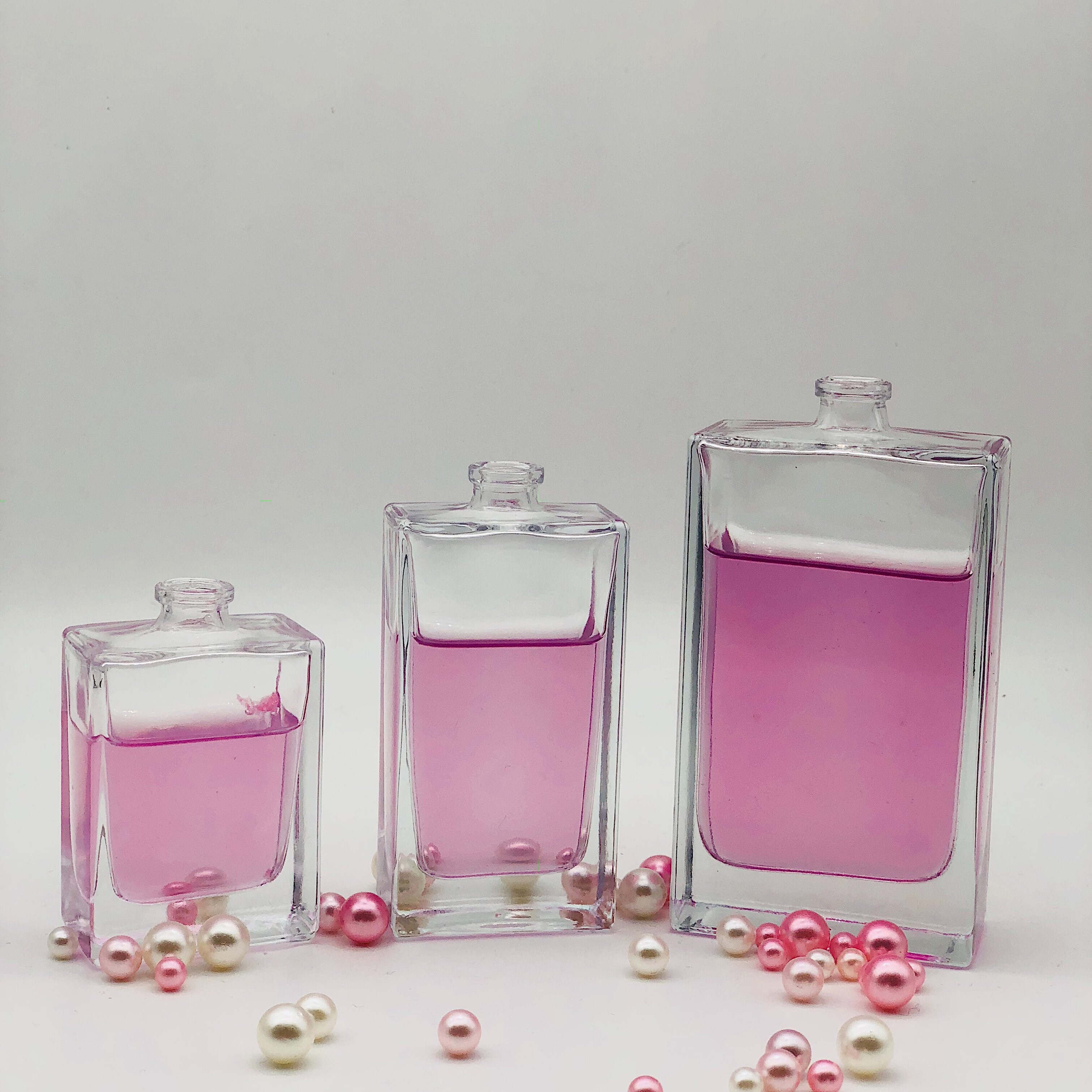 Free Sample Luxury Clear Empty Glass Perfume Pump Sprayer Bottle 30ML 50Ml 100Ml