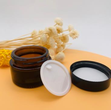Free Sample Luxury Cosmetic Packing Amber Glass Jar Wholesale