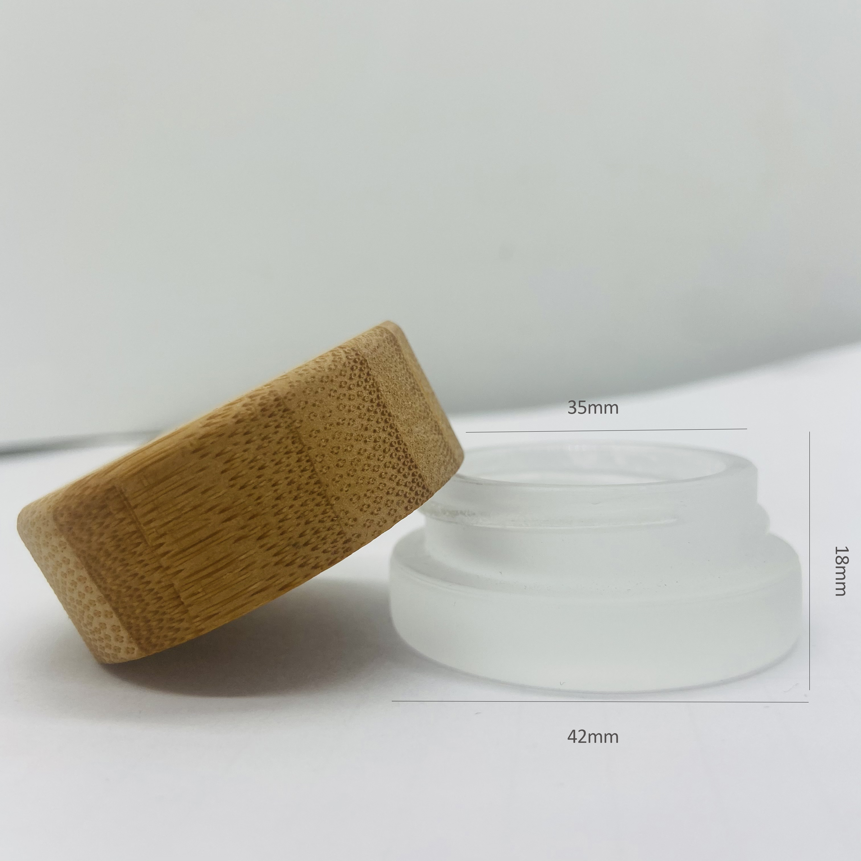 Free Sample Luxury Empty Frosted Glass Cream Jars With Bamboo Lid 7ml