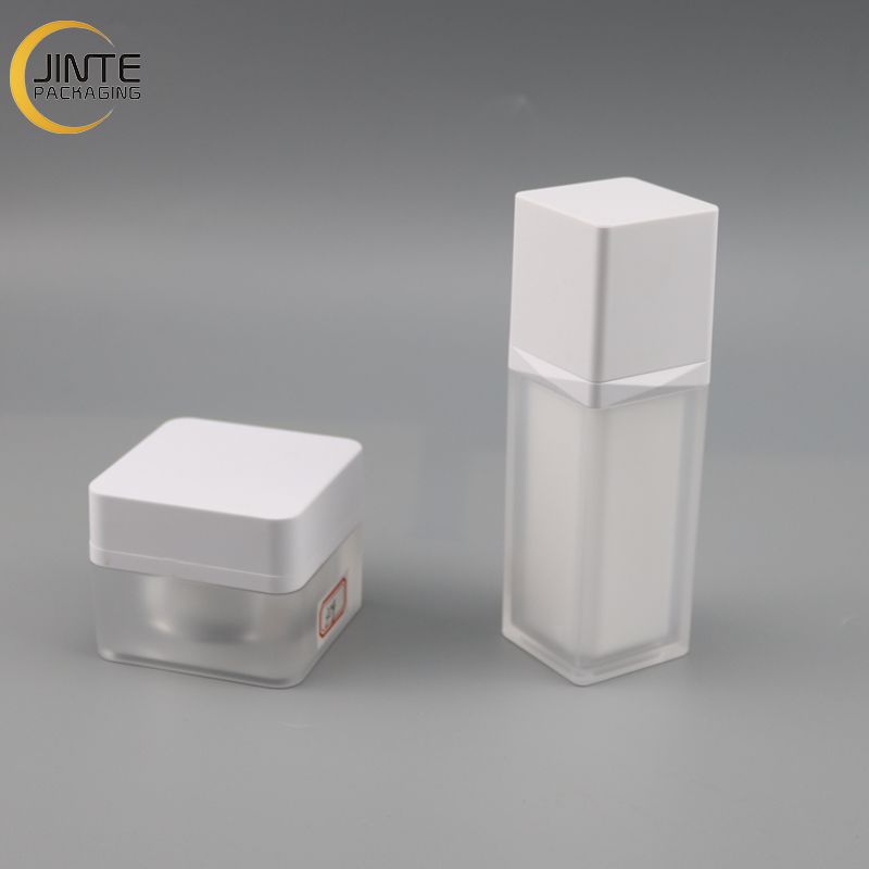 Free Sample New Products Frosted White Cosmetic Packaging Set Bottle And Acrylic Jar