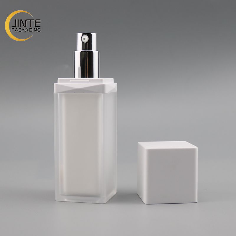 Free Sample New Products Frosted White Cosmetic Packaging Set Bottle And Acrylic Jar