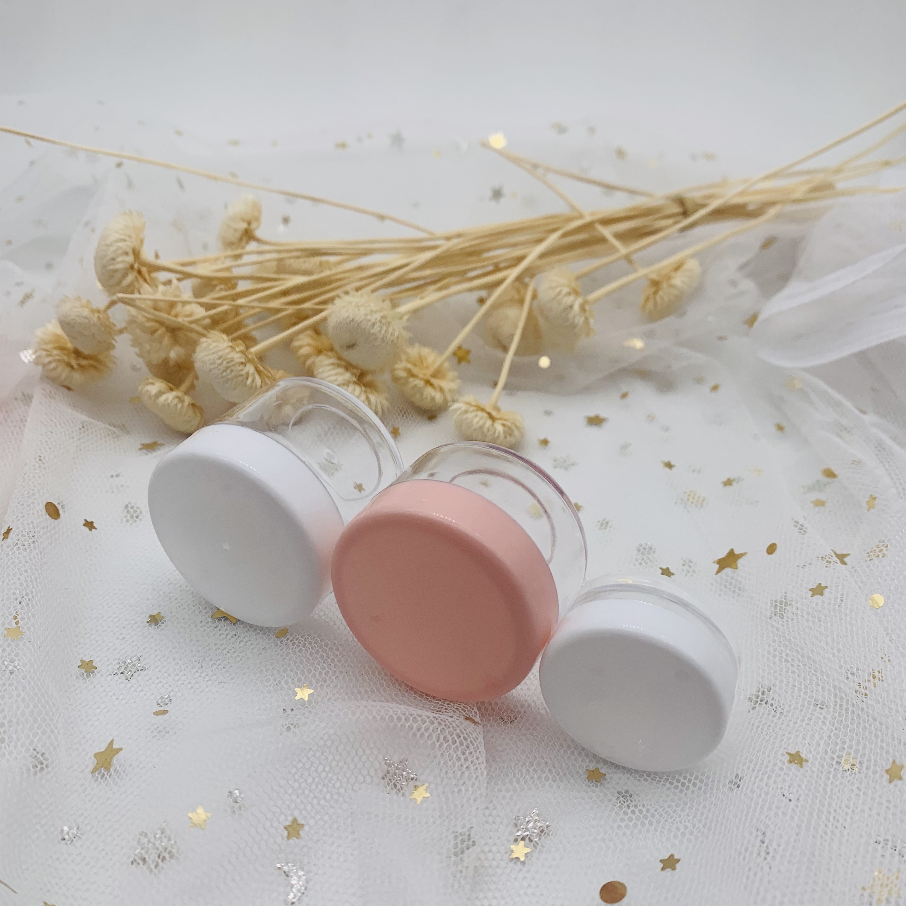 Free Sample Small Clear Plastic Cosmetic Cream Jars Container with Screw Top Lids