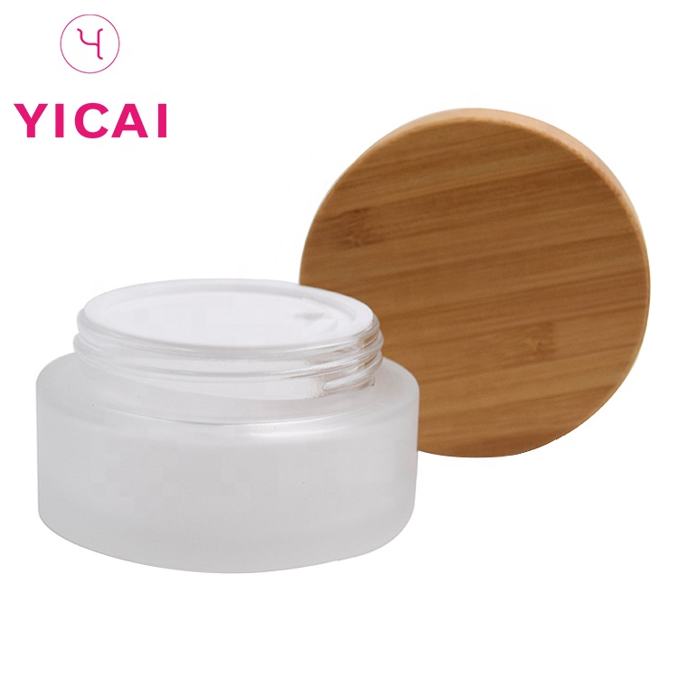 Free Sample Wholesale 5g 15g 30g 50g 100g Eco Cosmetic Containers Matte Beauty Gel Jar Frosted Glass Cream Jar With Bamboo Lid