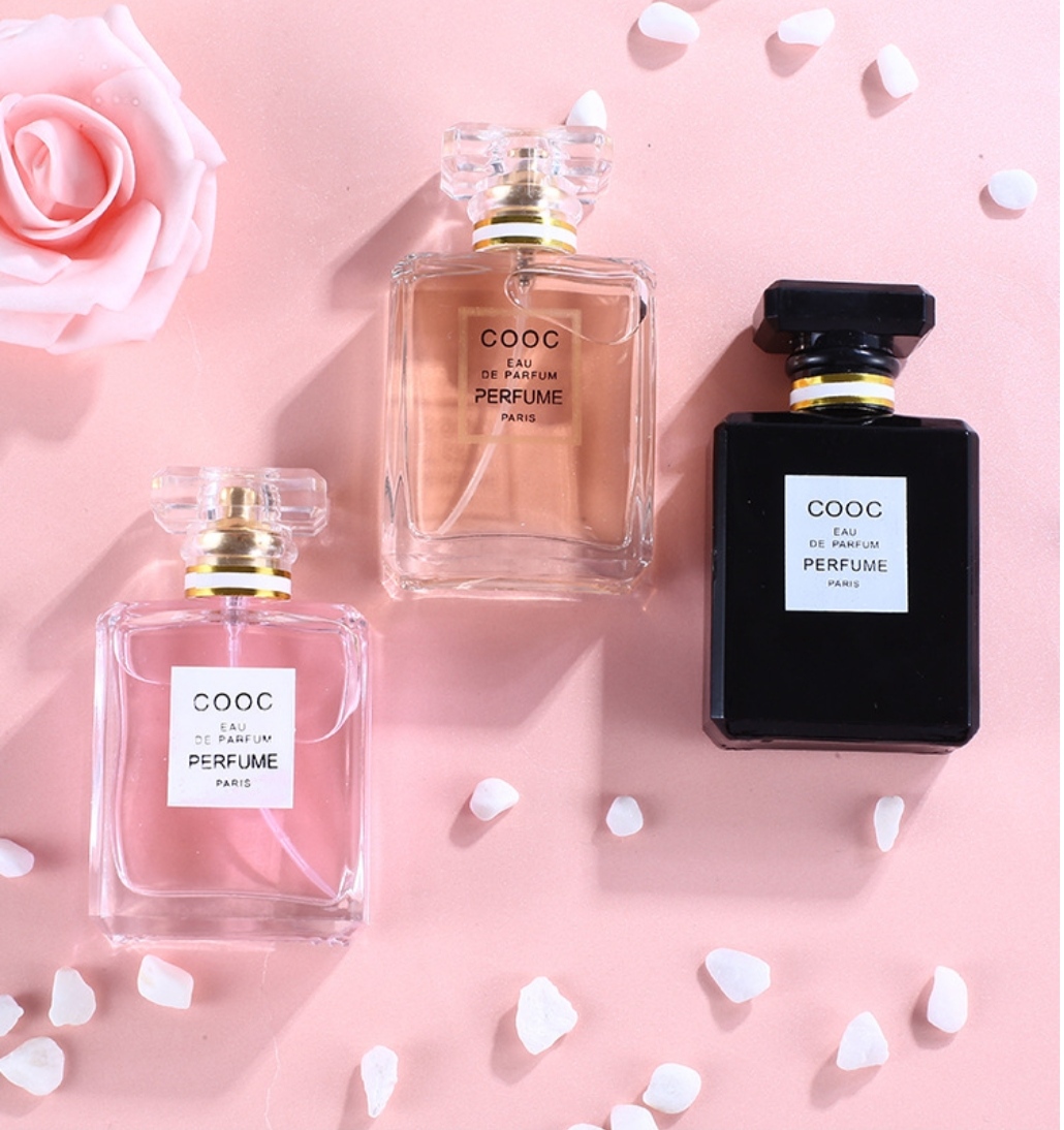 Free Sample Wholesale Luxury Women 50ml Square Spray Bottle Glass Perfume Bottle