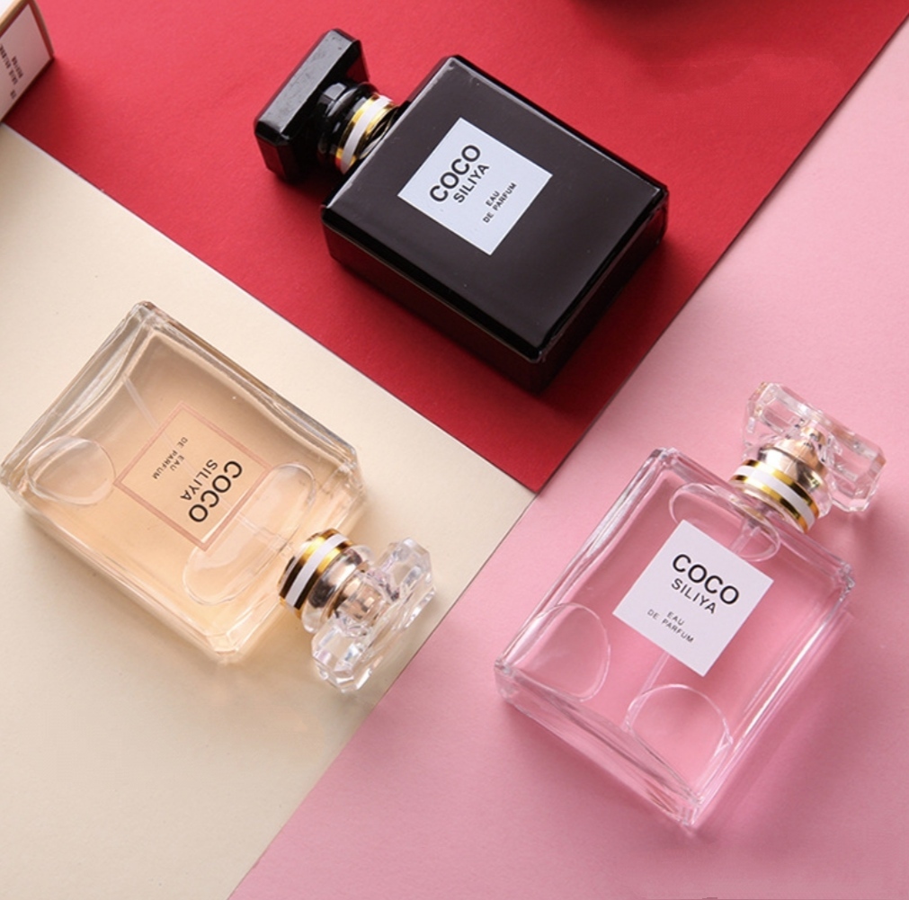 Free Sample Wholesale Luxury Women 50ml Square Spray Bottle Glass Perfume Bottle