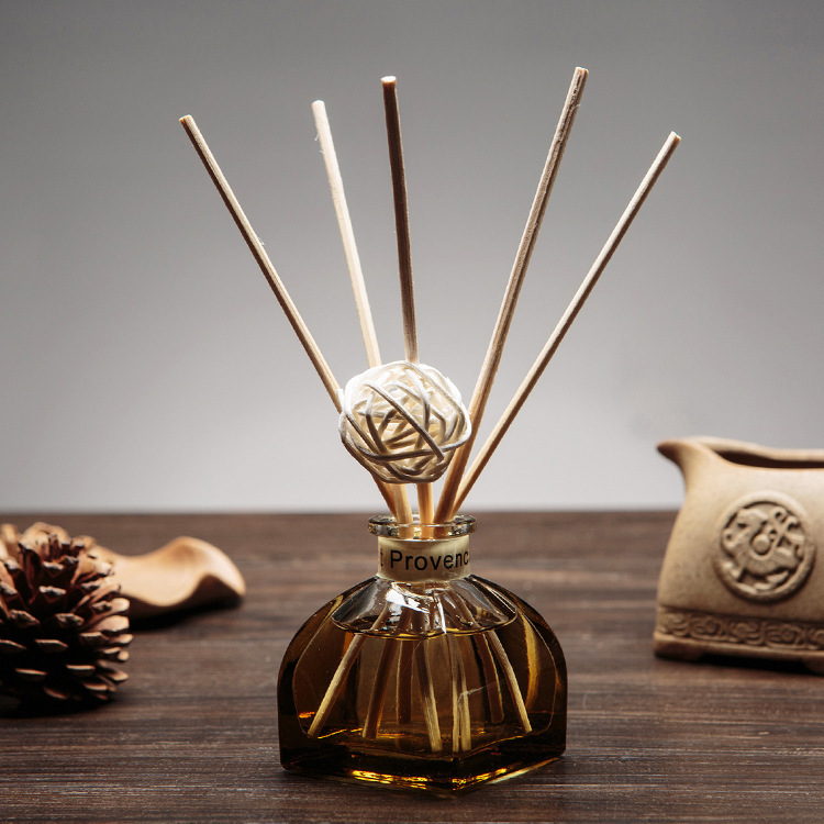 Free sample 100ml 150ml 200ml 250ml amber and white reed diffuser glass bottles