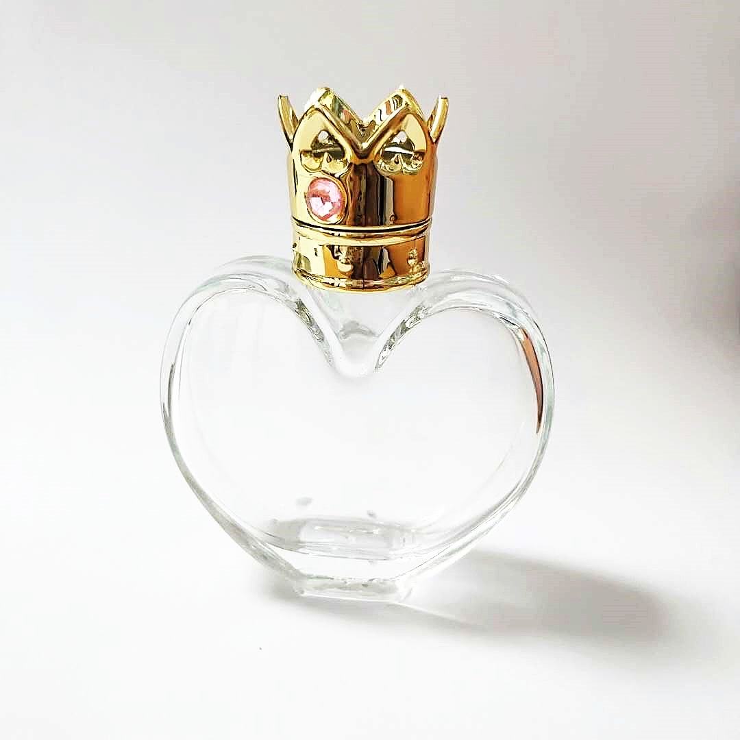 Free sample 40ml heart shape perfume bottle glass