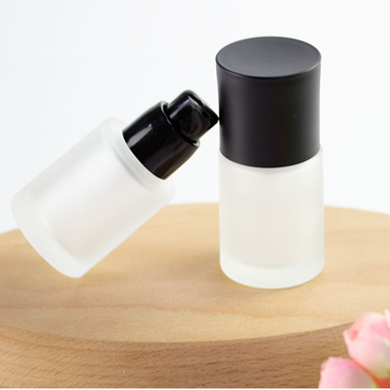 Free sample High Quality 30ML Luxury Glass Makeup Foundation Bottle