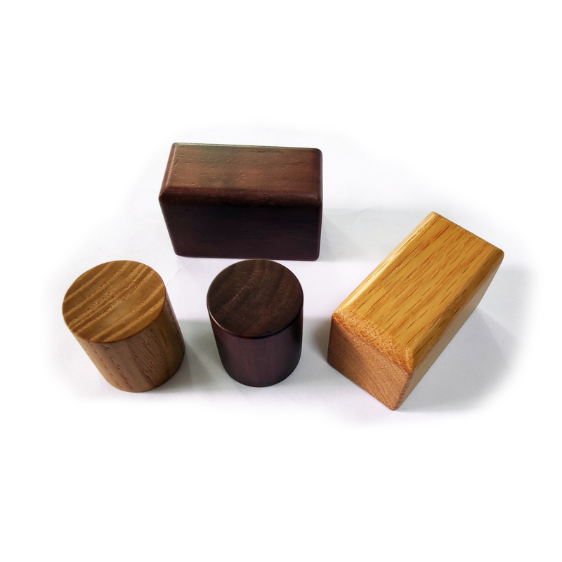 Free sample hot sale stylish perfume glass bottle 30ml with wood sprayer cap