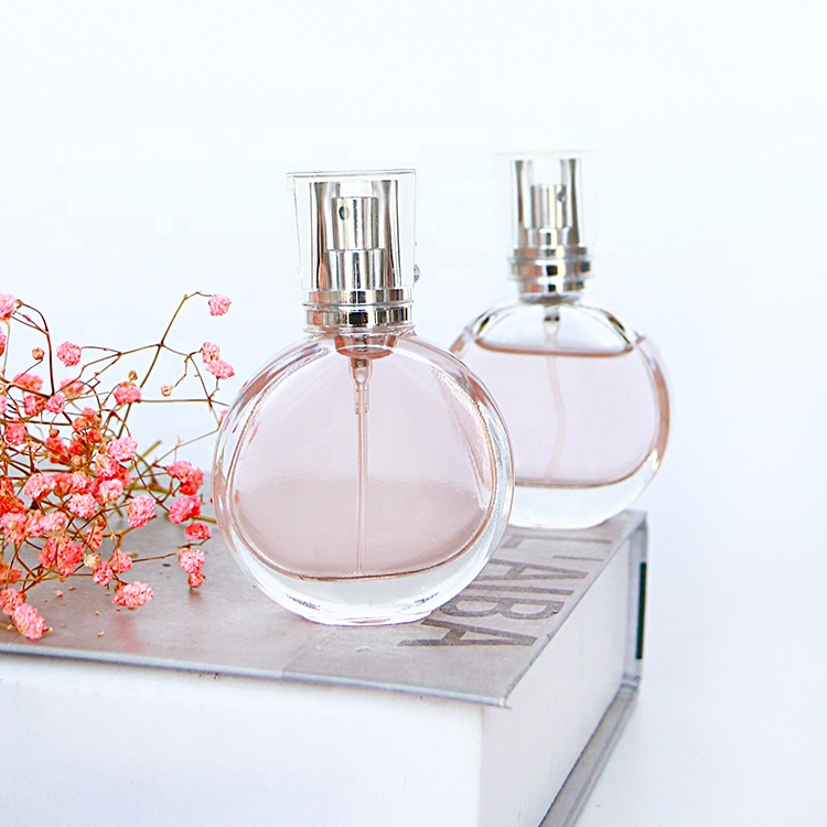 Free sample luxury 30ml 50ml flat empty perfume glass bottles with spray pump wholesale