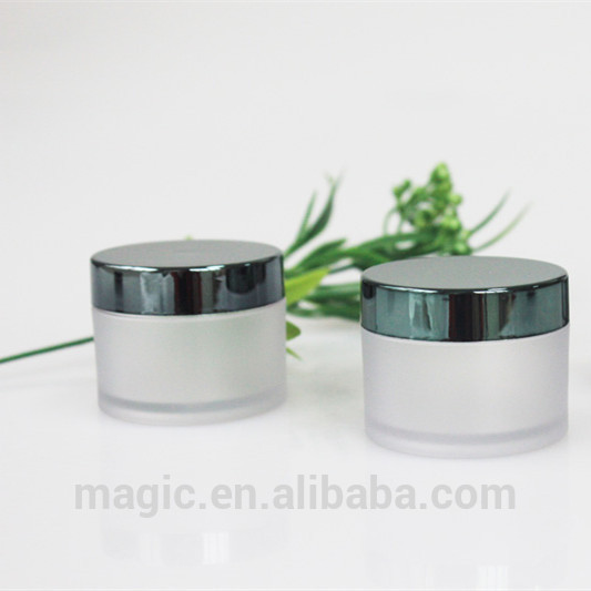 Free sample plastic cosmetic cream jars containers