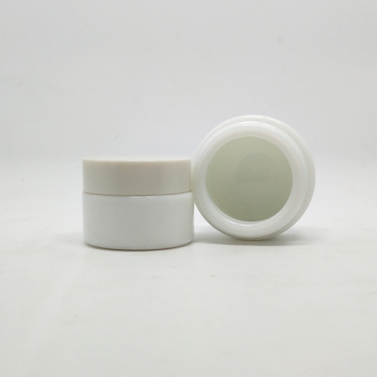 Free sample skincare packaging empty white cosmetic glass jar 30g 50g