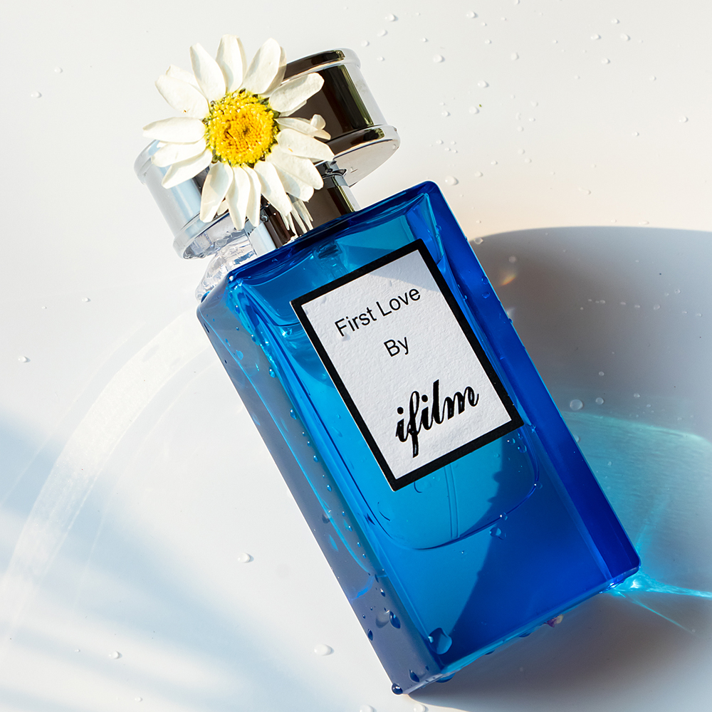 Free sample top quality wholesale customer label empty frosted glass multi color perfume flacon packaging bottle