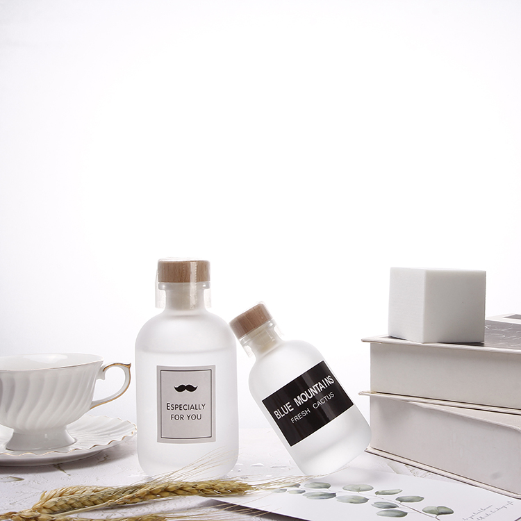 Frost Clear Round Glass Bottle For Wine