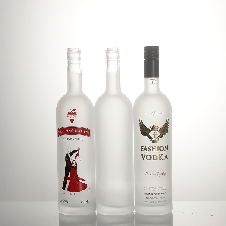 Frost screen printing 750ml 750 ml 700ml gin whisky spirit vodka brandy liquor clear round glass bottle with cork screw cap