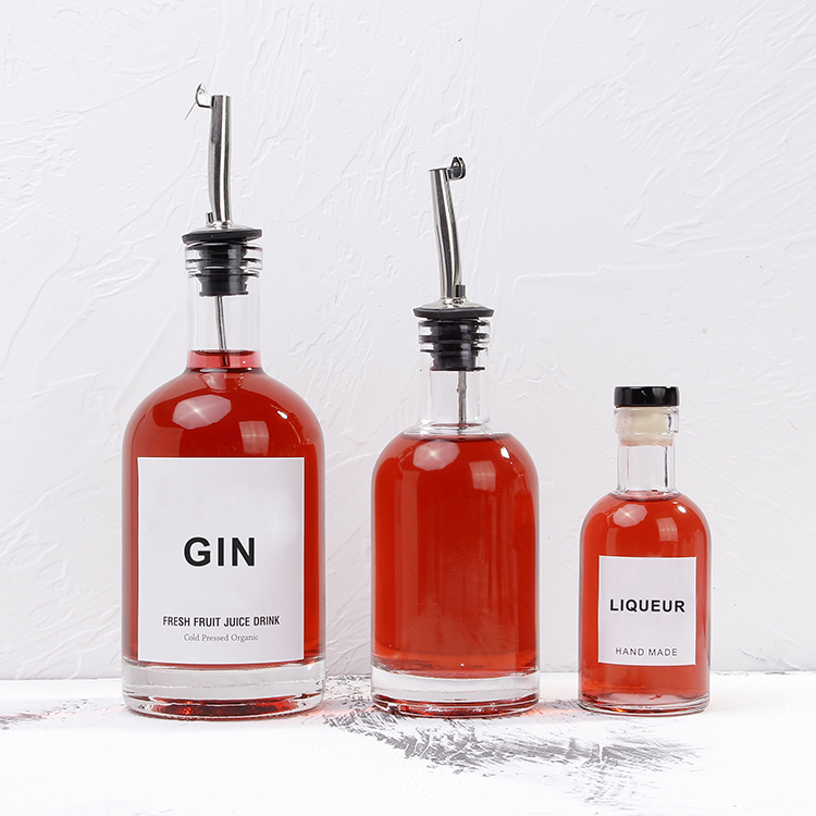 Frosted 25oz 700ml 750ml Cocktail Infusion Mixers Bottle Glass With Cork Lid Pourer Wholesale For Insta Drink